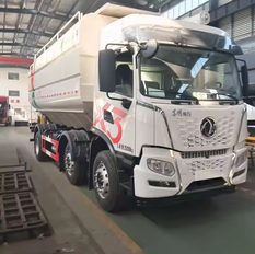 31 Ton 6x2 Bulk Feed Transport Truck